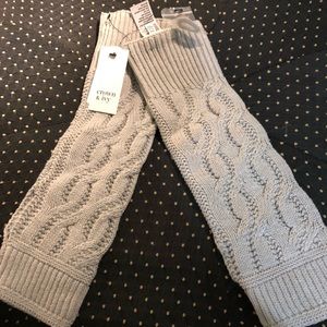 Crown & Ivy Arm Warmers and Fingerless Gloves